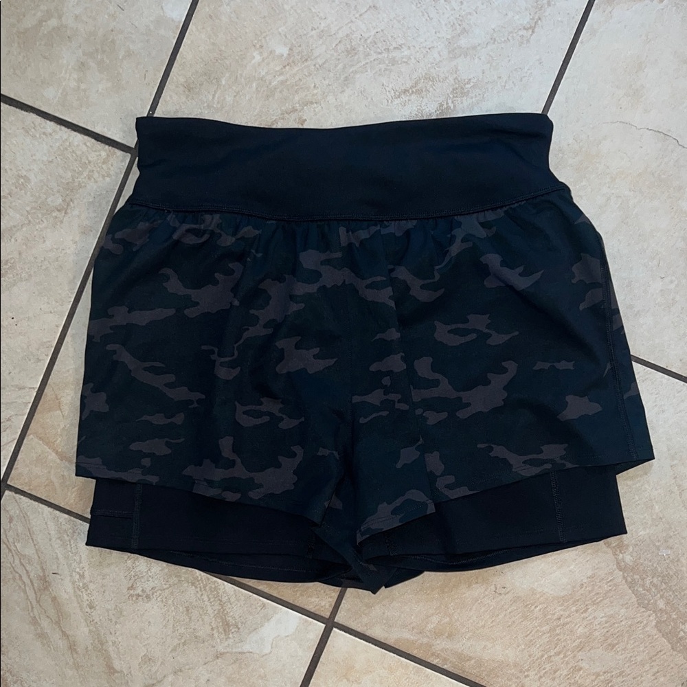 SPANX Women's Black Camo Shorts